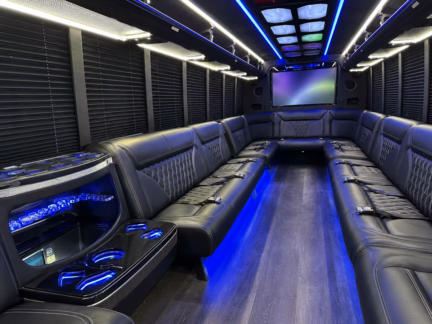 Detroit Birthday, Sweet 16, & Quinceañera Party Bus Rentals